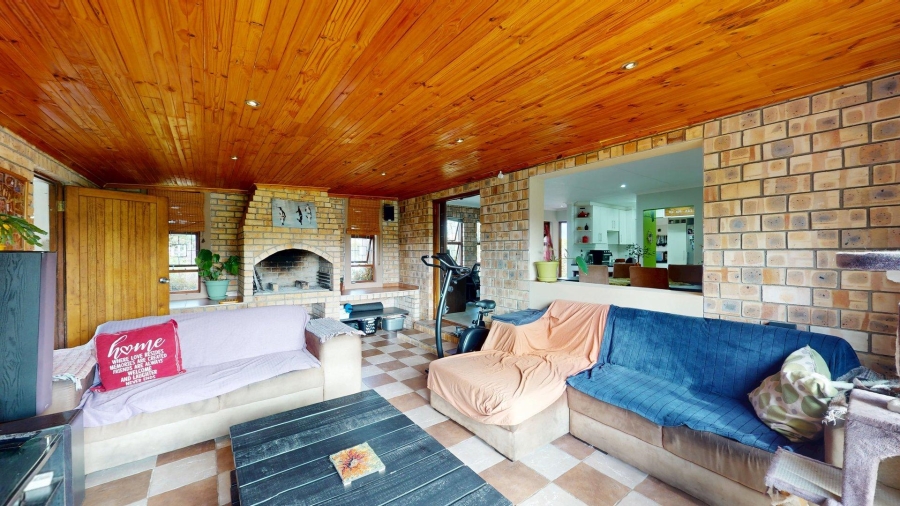 2 Bedroom Property for Sale in Sherwood Eastern Cape